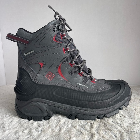 Columbia Men's Waterproof Hiking Boots - Gray and Red Size 10 - Picture 1 of 13